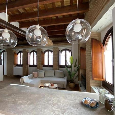 Appartamento Hostfy Centro Puerta Osario Siviglia Esterno foto