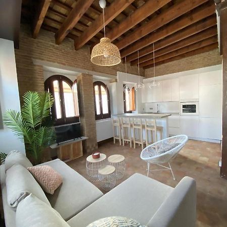 Appartamento Hostfy Centro Puerta Osario Siviglia Esterno foto