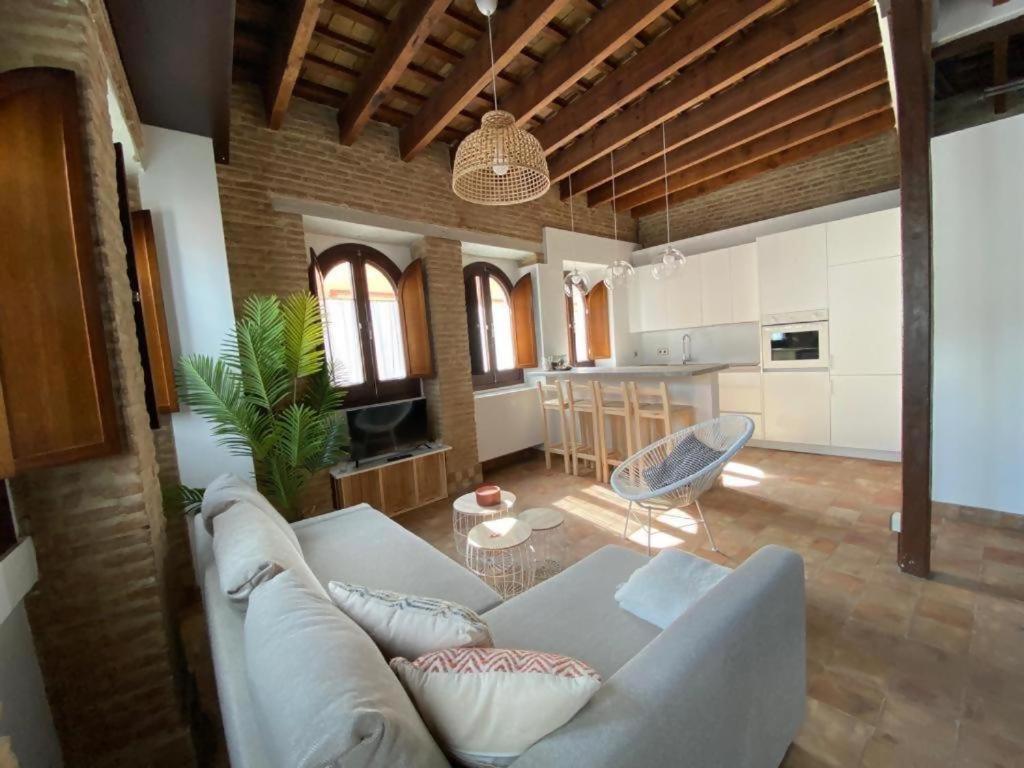 Appartamento Hostfy Centro Puerta Osario Siviglia Esterno foto